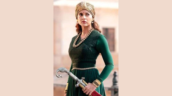 Independence Day 2024 5 Iconic Freedom Fighter Portrayals By Bollywood Stars