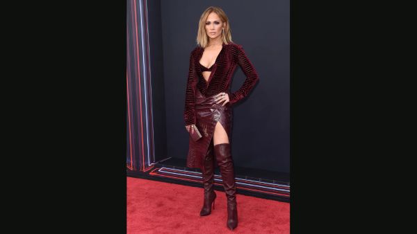 Jennifer Lopez Ultra-Glam To Country Chic Exploring JLo s Most Stylish Looks
