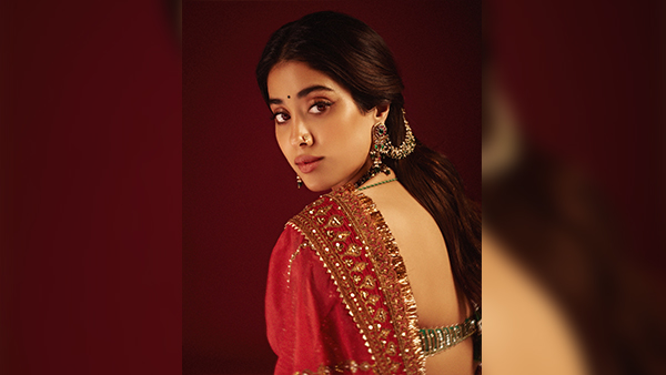 Ganesh Chaturthi 2024 5 Bollywood-Style Makeup Looks To Unveil Your Inner Diva