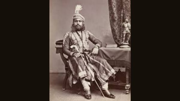 Chhaava Teaser Vicky Kaushal As Chhatrapati Sambhaji Maharaj Exudes Royalty Explore Timeless Styles Of Indian Kings