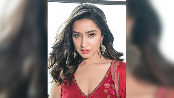 Ganesh Chaturthi 2024 5 Bollywood-Style Makeup Looks To Unveil Your Inner Diva