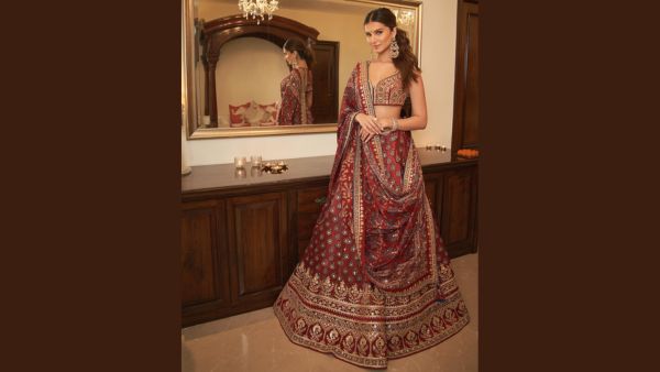 Shraddha Kapoor To Alia Bhatt B-Town Divas Embrace Heritage Trend With Ajrakh Prints