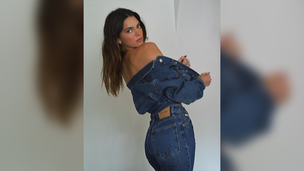 The Y2K Fashion Revival 5 Key Pieces To Rock Early 2000s Glam And Slay The Looks Effortlessly