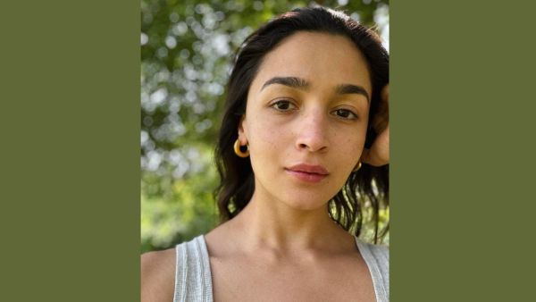 Alia Bhatt s Kohl-Rimmed Eyes 6 Steps To Master Jigra Star s Classic Makeup Look Alia Bhatt s Kohl-Rimmed Eyes 6 Steps To Master Jigra Star s Classic Makeup Look