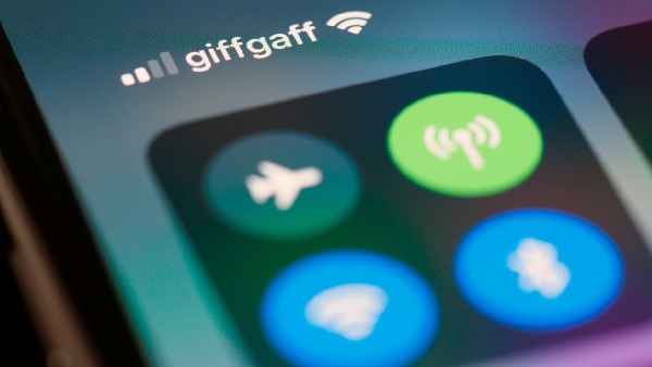 Why You Should Turn Off Wi-Fi amp amp Bluetooth at Night