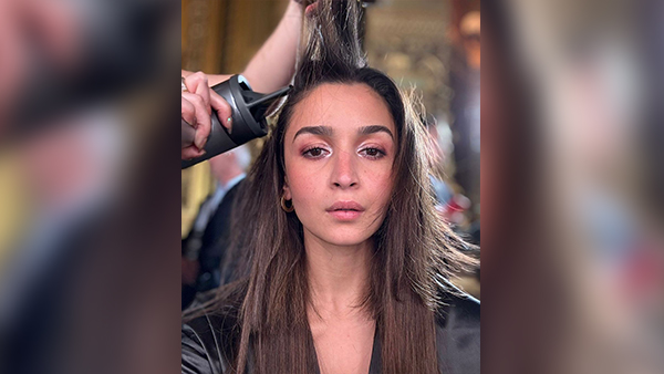 Makeup Essentials Of Bollywood Beauties