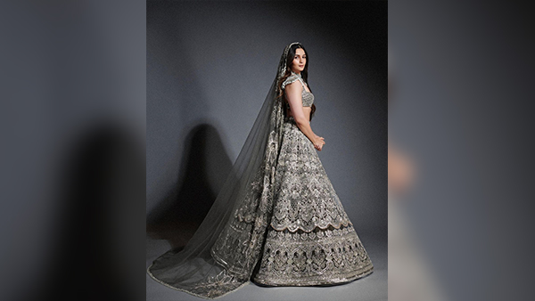 Grey Outfits Guide For Navratri Grey Outfits Guide For Navratri