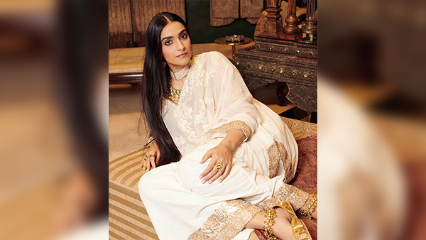 Sonam Kapoor s Diwali Wardrobe Guide