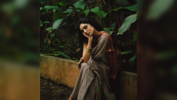 Indian Textile Picks For Glamorous Diwali