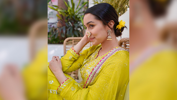 Bun Hairdos For Festive Look