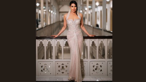 Priyanka Chopra s Modern Style Priyanka Chopra s Modern Style