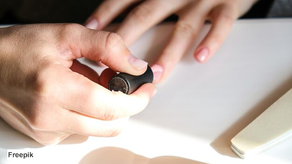Tips To Do Manicure At Home