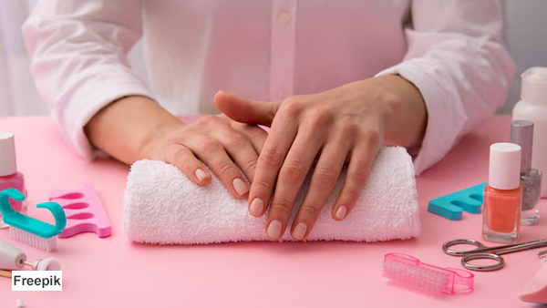 Tips To Do Manicure At Home