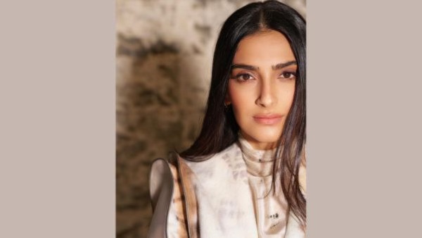 Sonam Kapoor s Casual Fashion