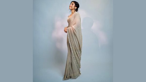 Rashmika Mandanna s Modern Saree Guide