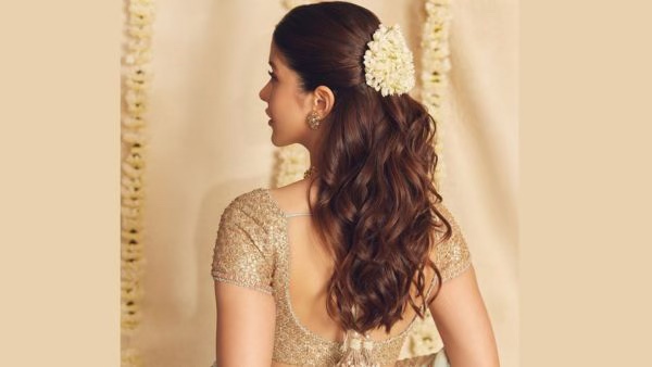 Bollywood s Best Festive Hairdos