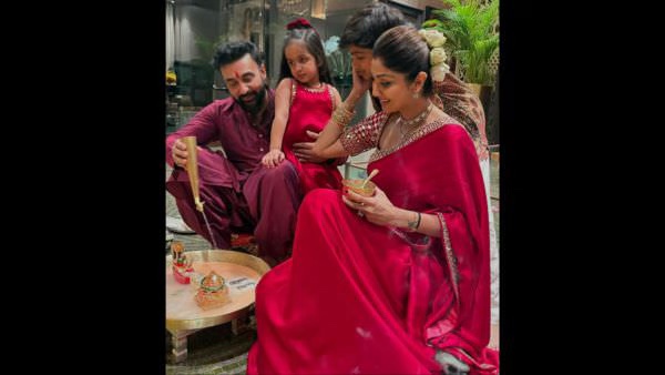 Bollywood Divas Festive Fashion