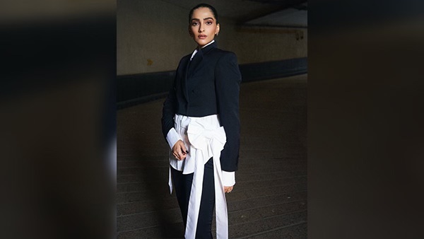 Oversized Blazer Style Guide