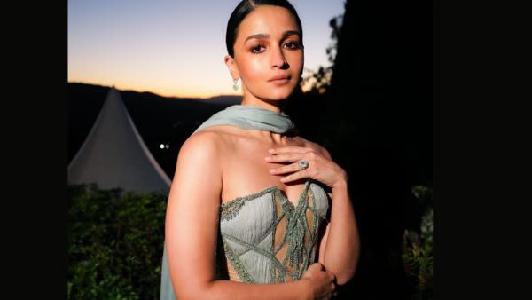 Bollywood Moms Skincare Tips