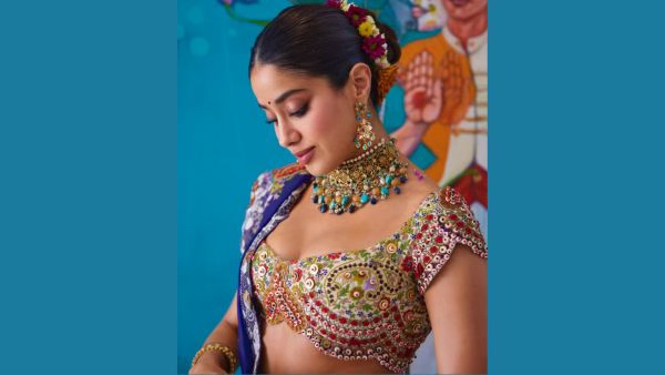 Winter Wedding Indian Bridal Hairdos