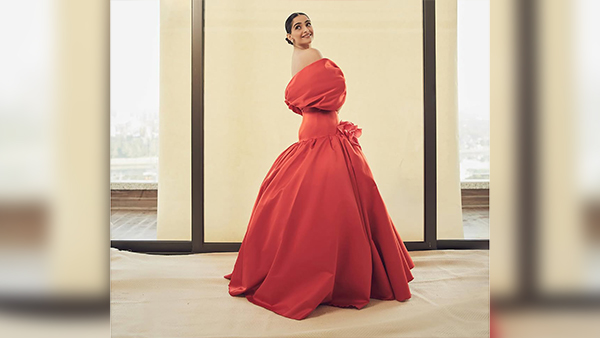 Red Dress Guide For Christmas Party