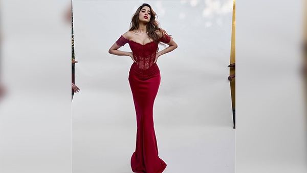 Red Dress Guide For Christmas Party