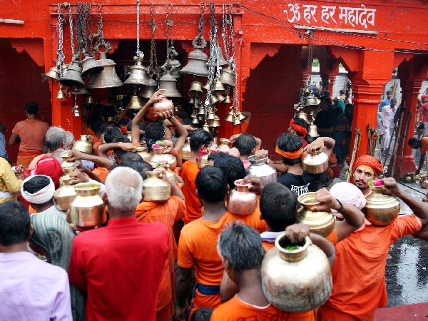 Kumbh Mela Auspicious Items To Take Home