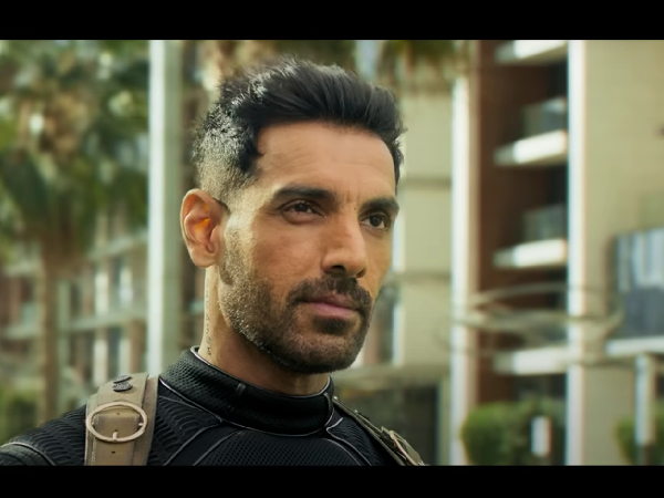 Iconic Hairstyles Of John Abraham