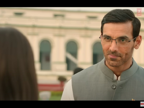 Iconic Hairstyles Of John Abraham