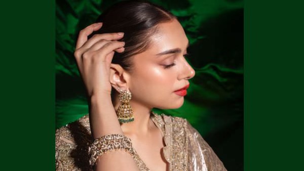 Winter Bridal Makeup Looks