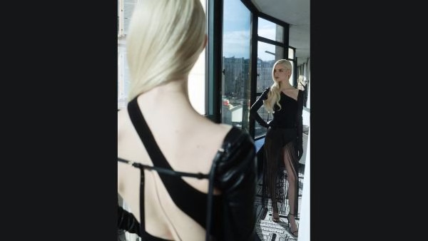 Global Style Icon s Style At Dior Show