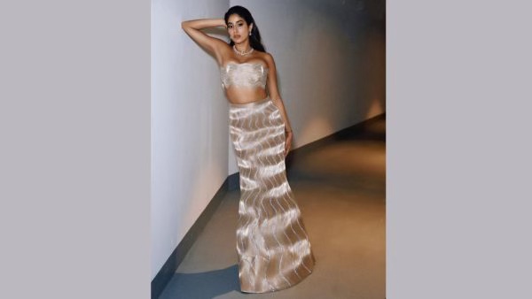 Tricks To Rock The Off-Shoulder Outfits Tricks To Rock The Off-Shoulder Outfits