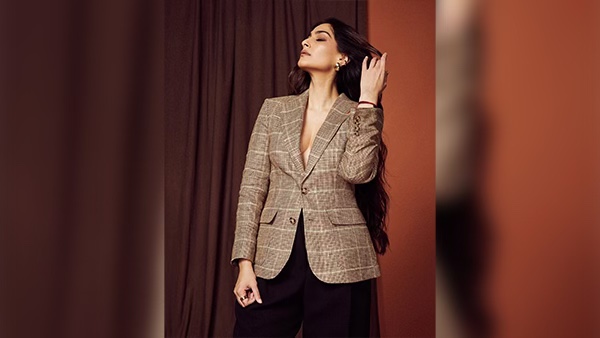 Sonam s Guide To Neutral Tone Dressing