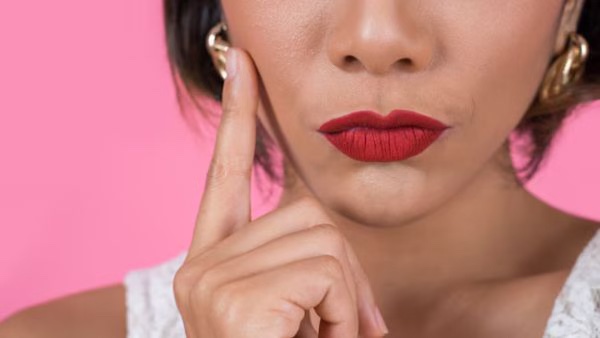 Lip Gloss Vs Lip Oil Guide