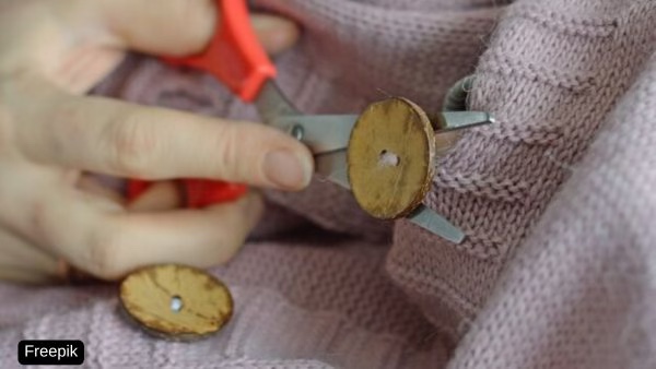 Tips To Build A Sustainable Wardrobe Tips To Build A Sustainable Wardrobe