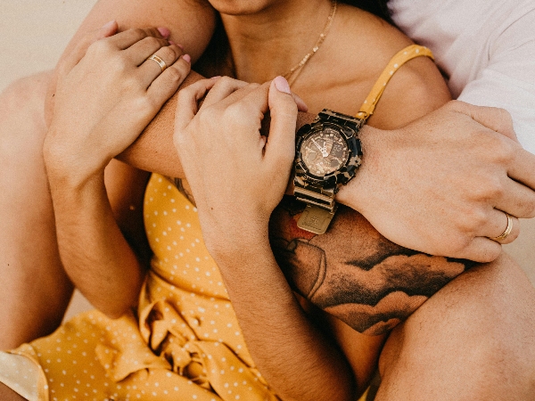 Why Hugs Are Healthy In A Relationship