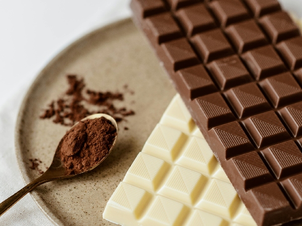 How Chocolate Boosts The Brain And Mood