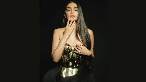 Sonam Kapoor s Breastplate Style Guide