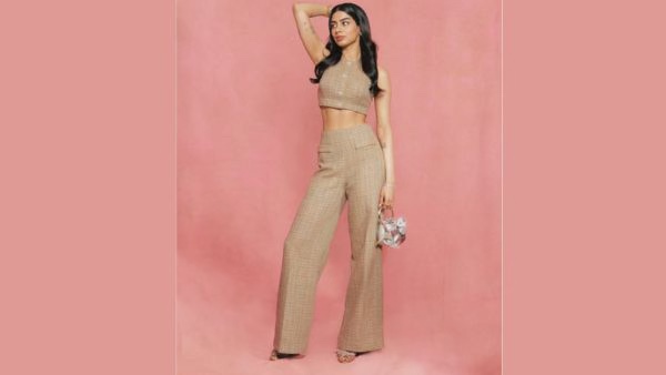 Minimalist Looks For Promise Day