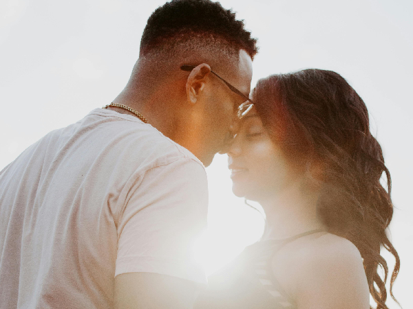 Importance Of Kissing In Relationships