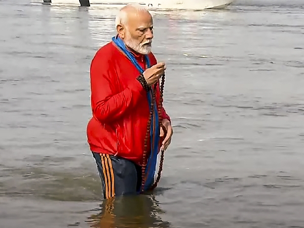 PM Narendra Modi In Maha Kumbh 2025
