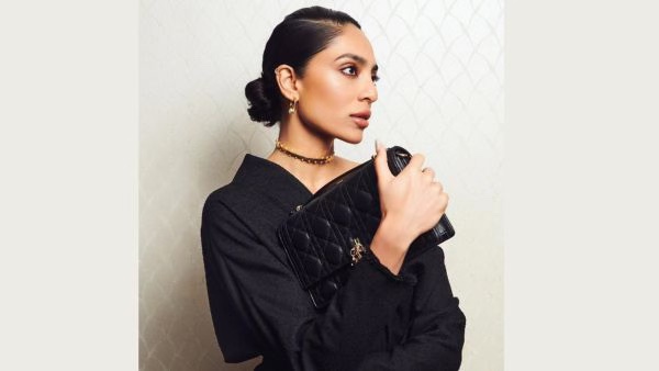 Valentine s Day Hairstyle Looks