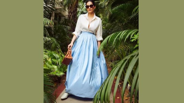 V-Day Looks For Style And Confidence V-Day Looks For Style And Confidence