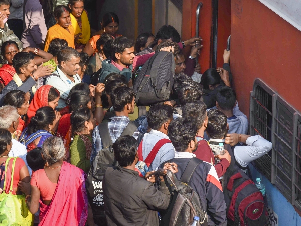 When Faith Meets Chaos In Prayagraj