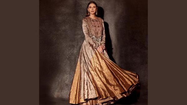 Stunning Outfits Guide For Eid