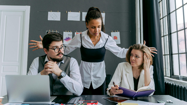 Signs That Push You Away From People