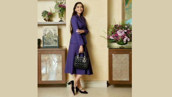 Sonam Kapoor s Skit Suit Looks