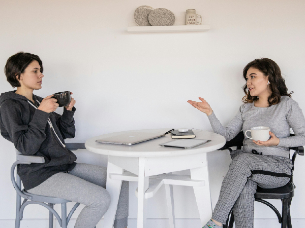 Signs That Push You Away From People