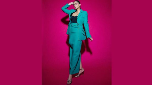 Sonam Kapoor s Skit Suit Looks