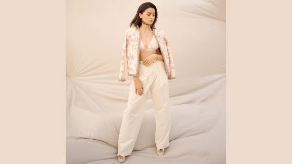 Breezy Silhouettes For Summer Fashion